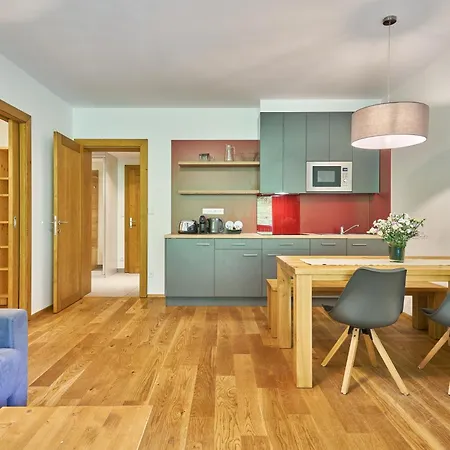 Post 아파트호텔 4*