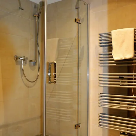 Post 페츠포드 스녜즈코우