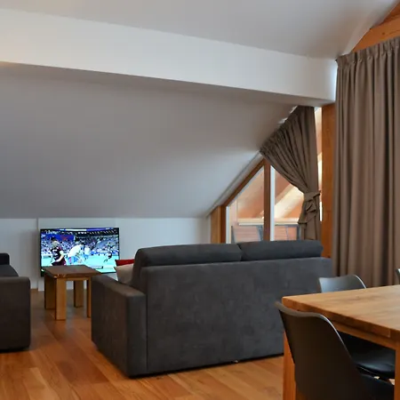 Aparthotel Post 4*
