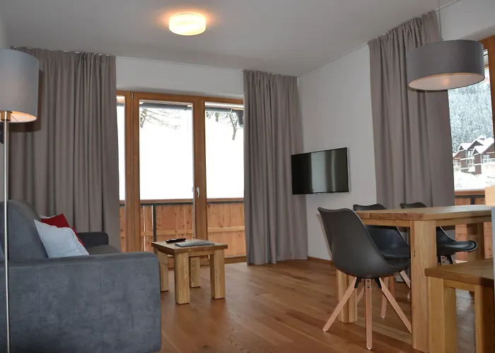Post Aparthotel 4*
